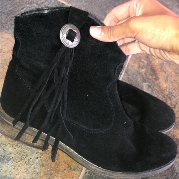 Boots - Picture 1 of 2